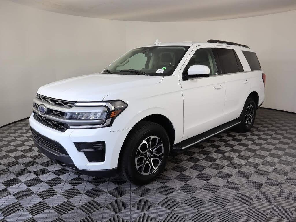 2023 FORD Expedition