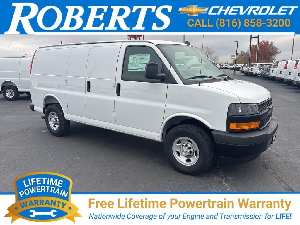 2025 CHEVROLET Express