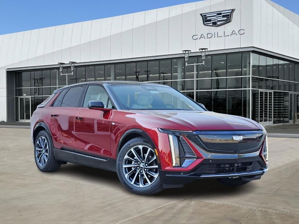 2025 CADILLAC Lyriq