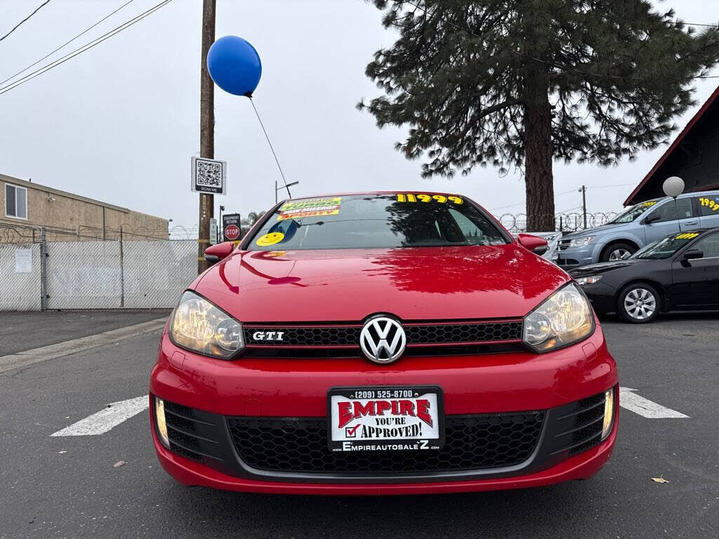 2011 VOLKSWAGEN GTI