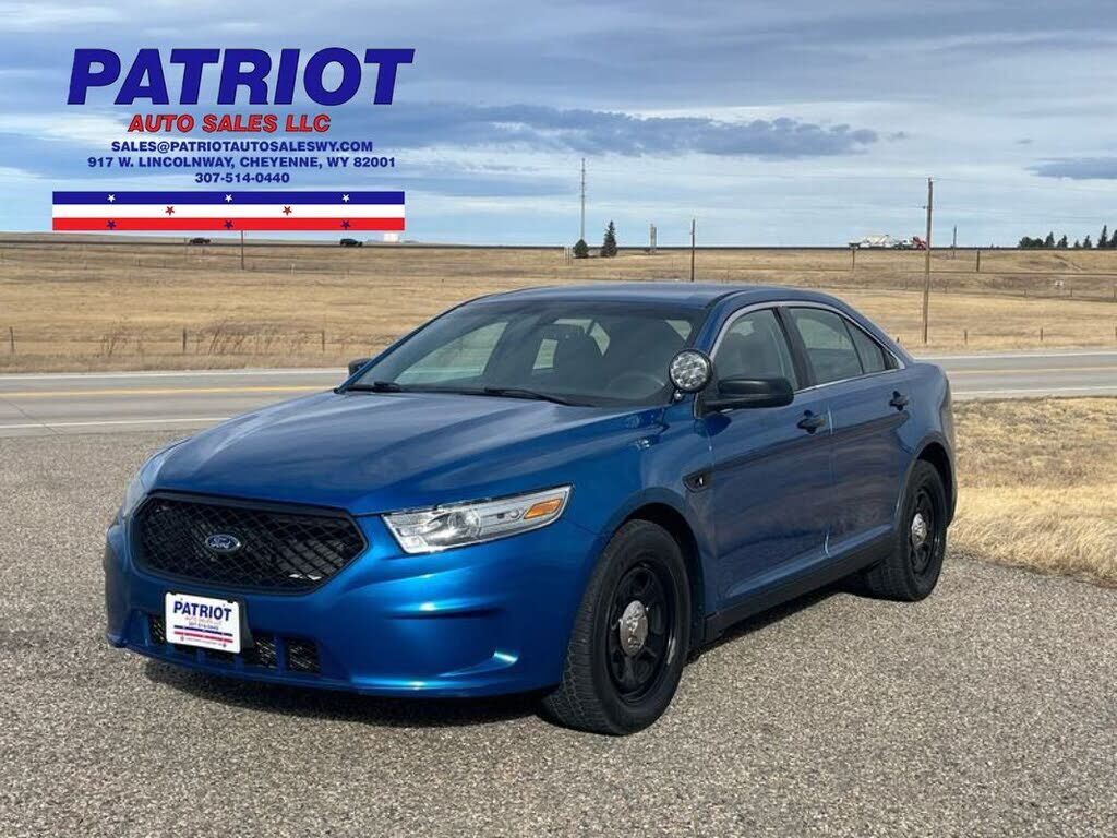2013 FORD Taurus