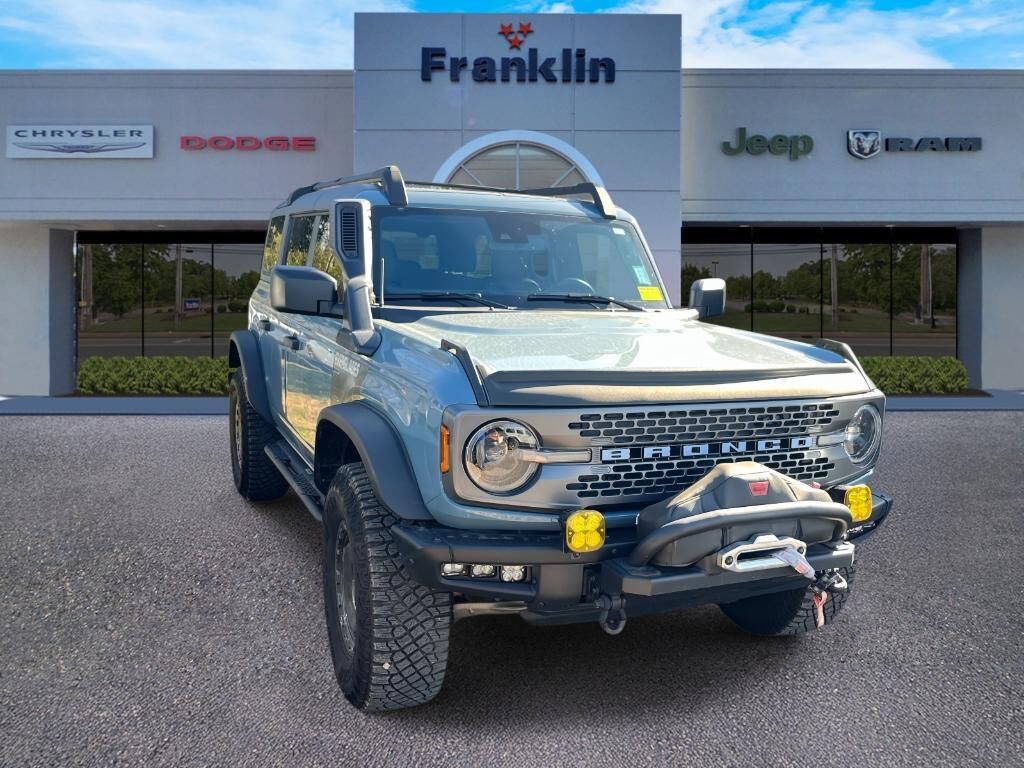 2023 FORD Bronco