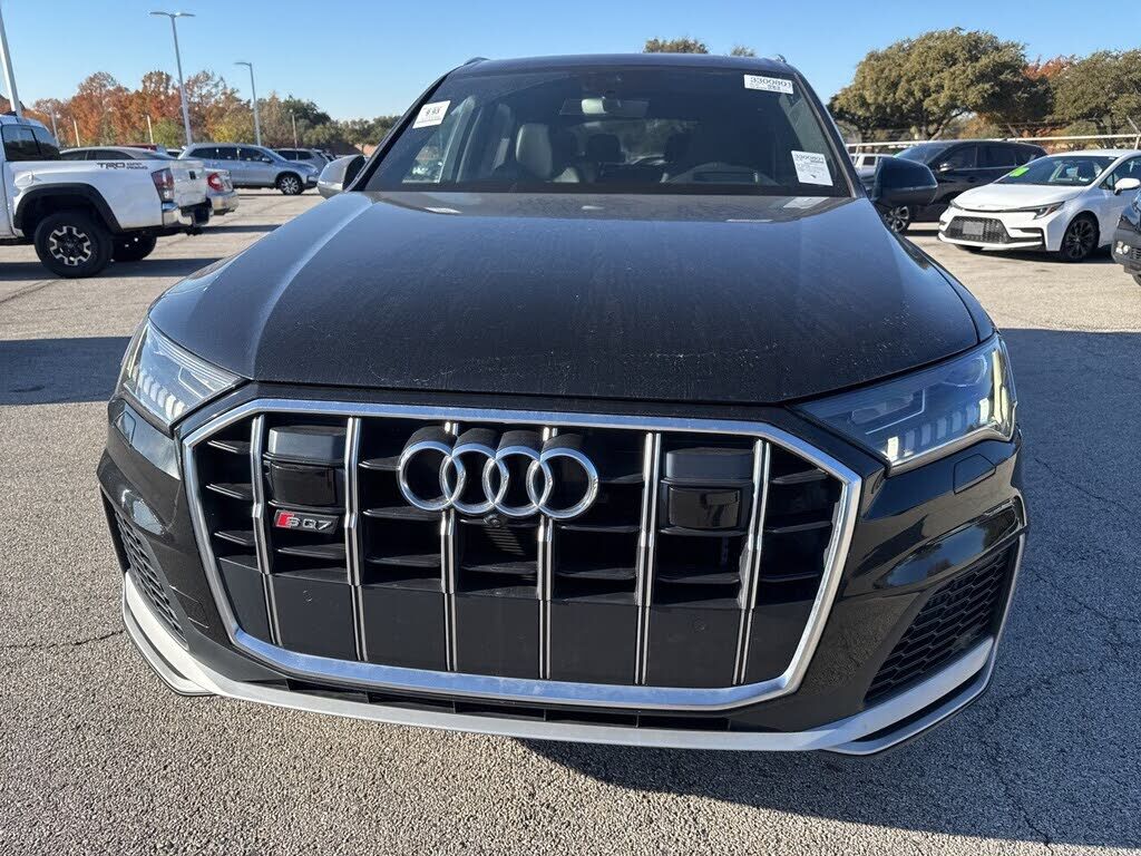 2022 Audi SQ7