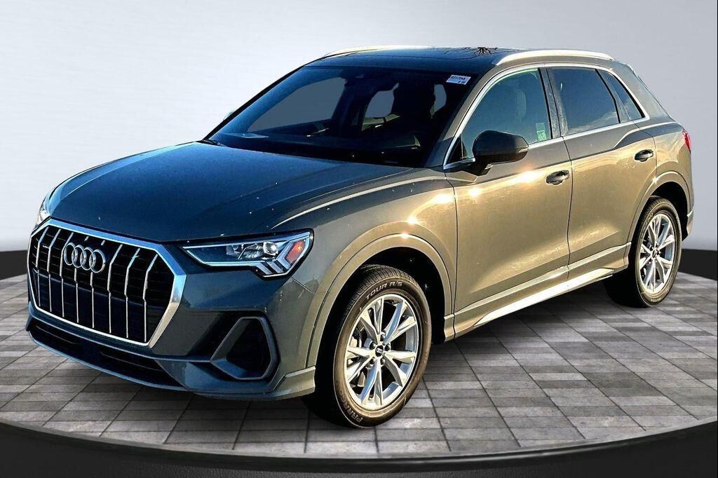 2023 Audi Q3