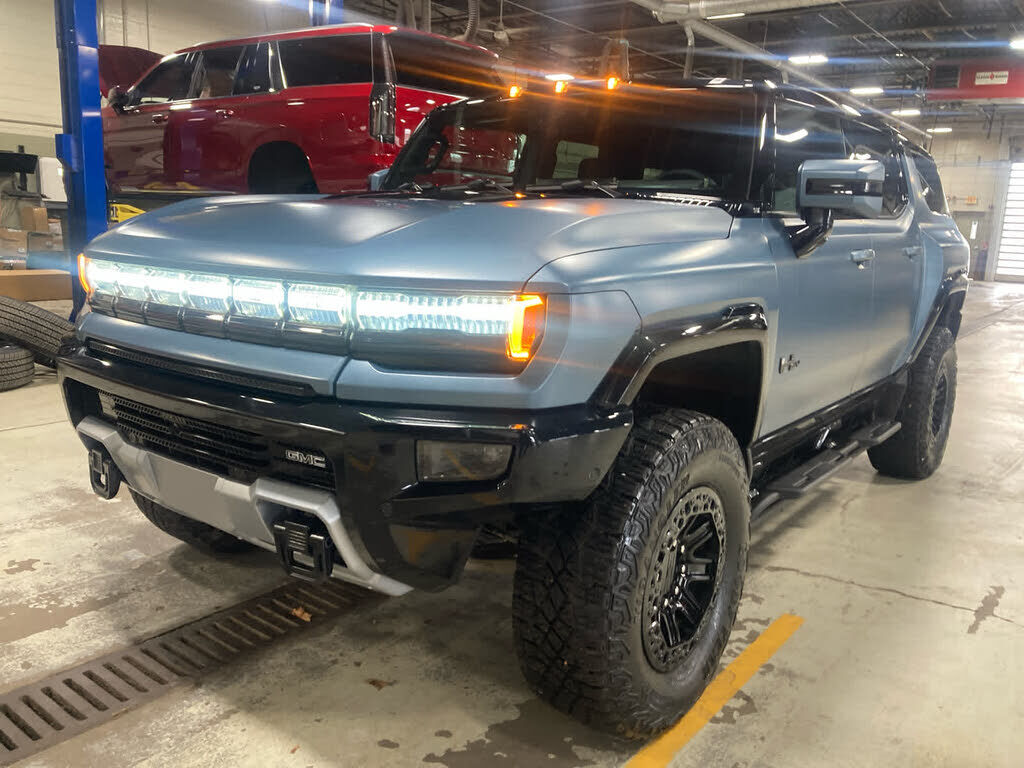 2024 GMC Hummer EV SUV