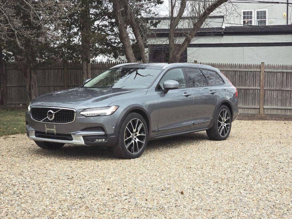 2018 VOLVO V90CC