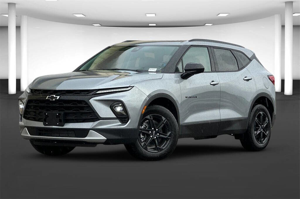 2025 CHEVROLET Blazer