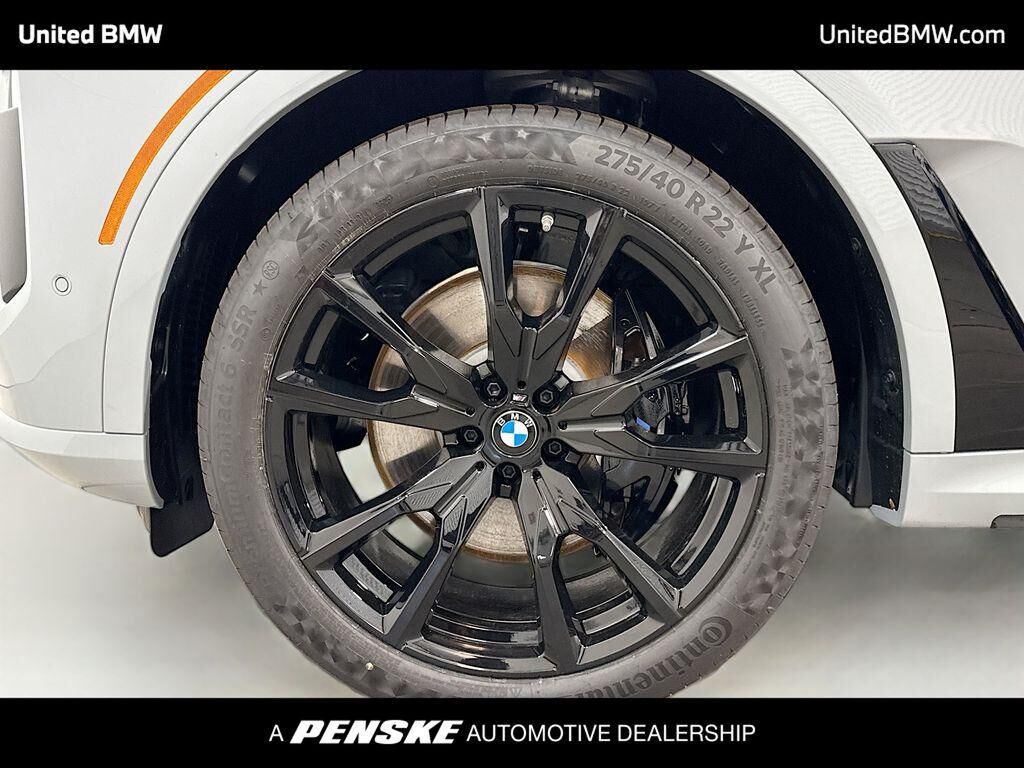 2026 BMW X7