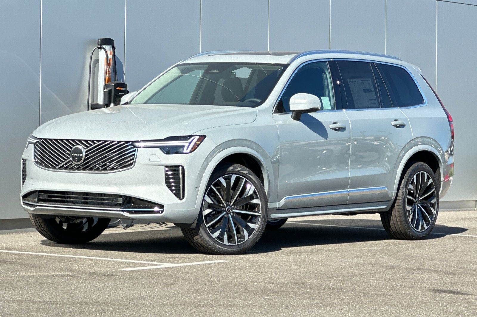 2026 VOLVO XC90