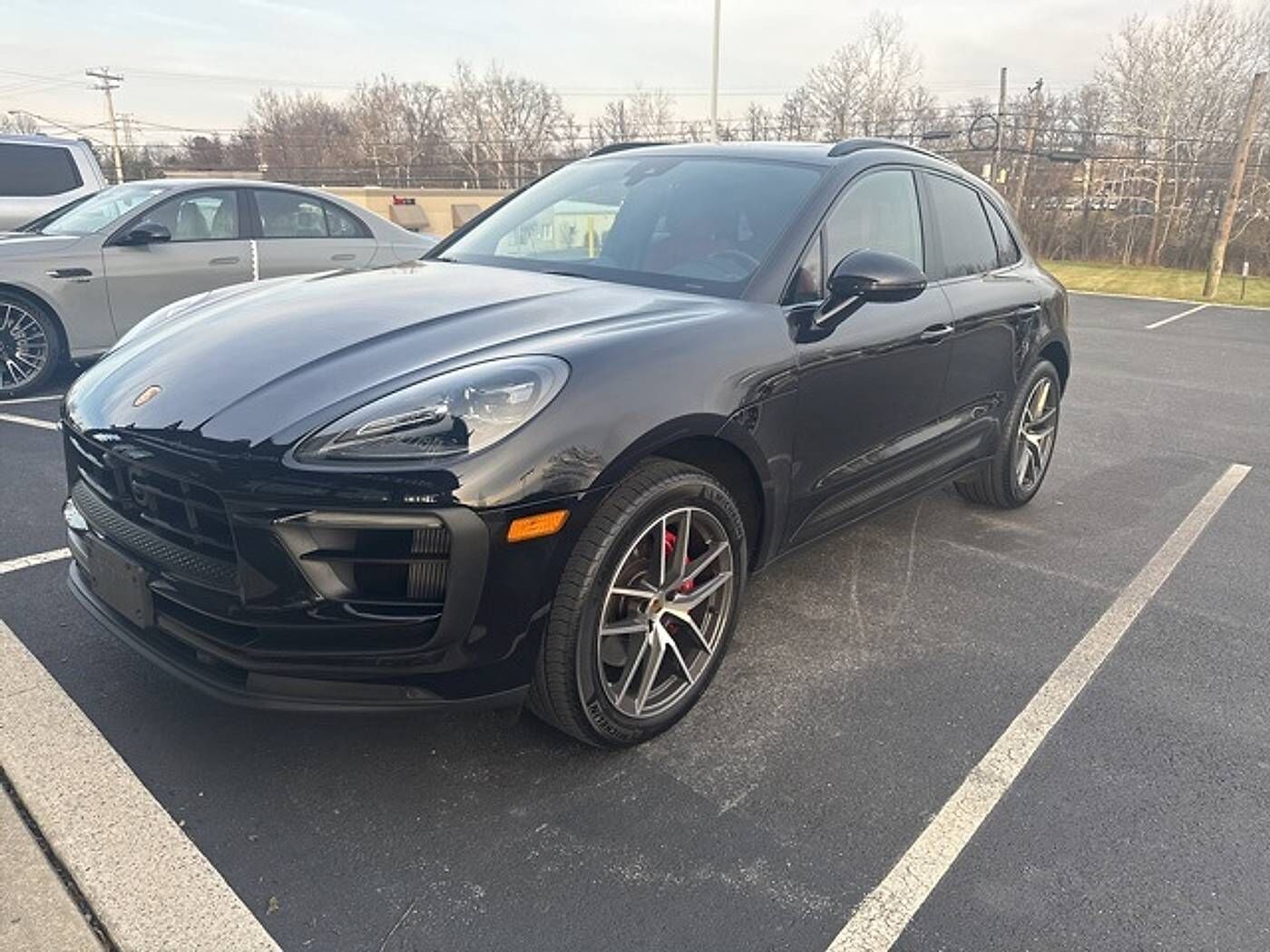 2024 PORSCHE Macan
