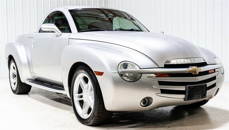 2004 CHEVROLET SSR