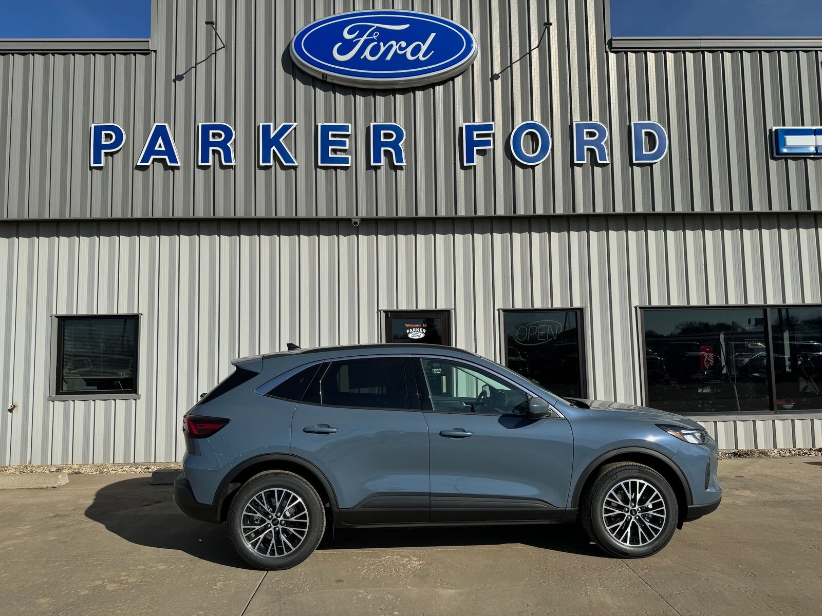 2024 FORD Escape