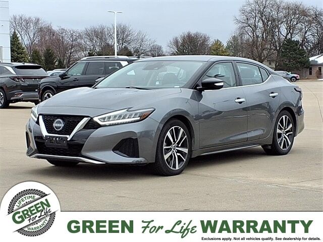 2023 NISSAN Maxima