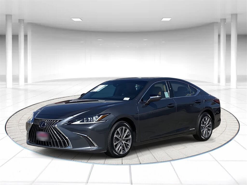 2022 LEXUS ES