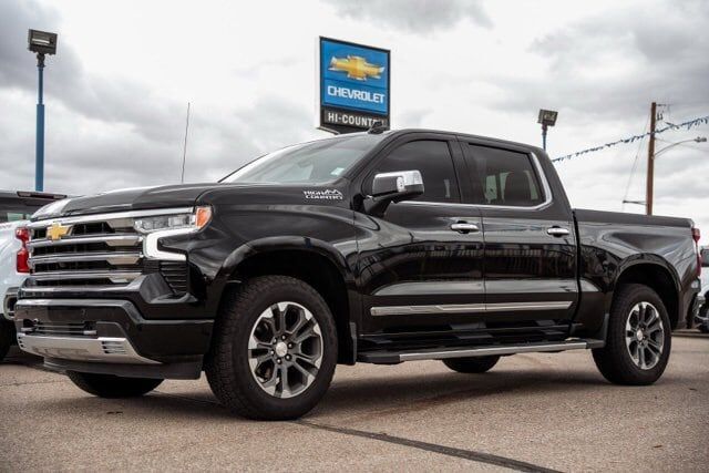 2025 CHEVROLET Silverado