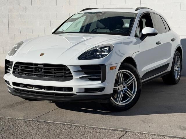 2020 PORSCHE Macan