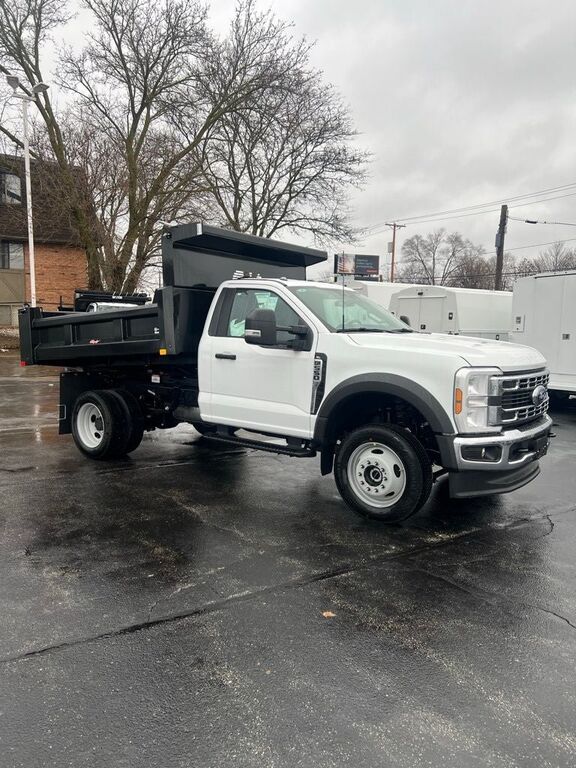 2025 FORD F-550