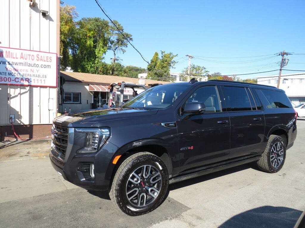 2023 GMC Yukon XL