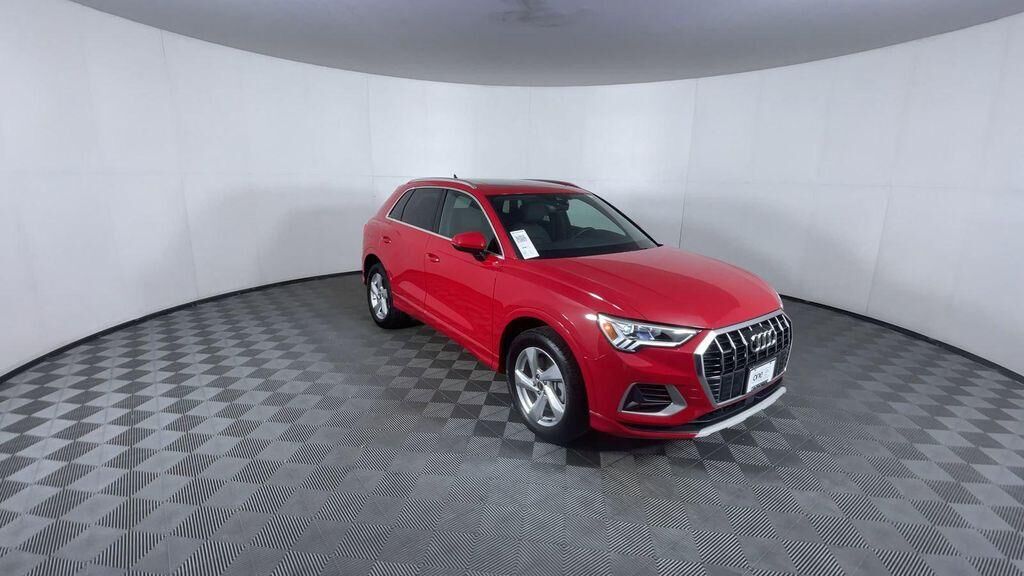 2022 Audi Q3