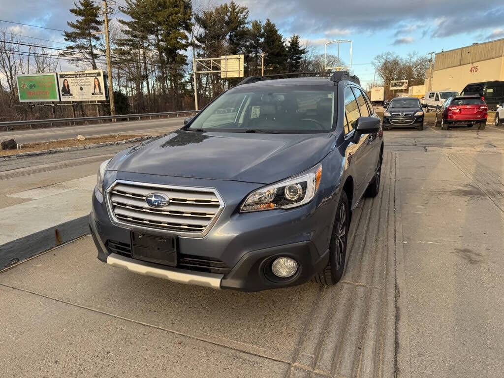 2017 SUBARU Outback