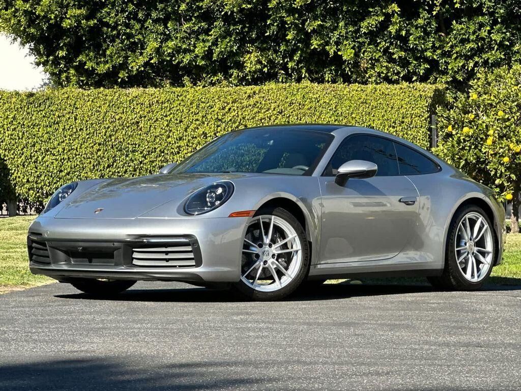 2024 PORSCHE 911