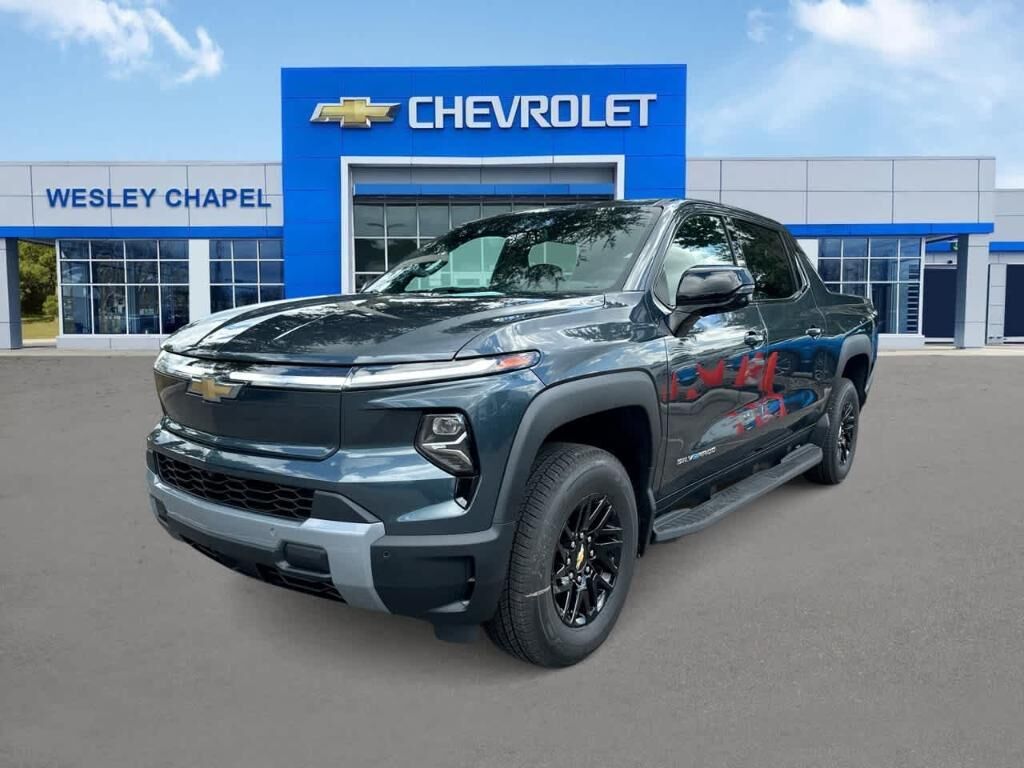 2026 CHEVROLET Silverado EV