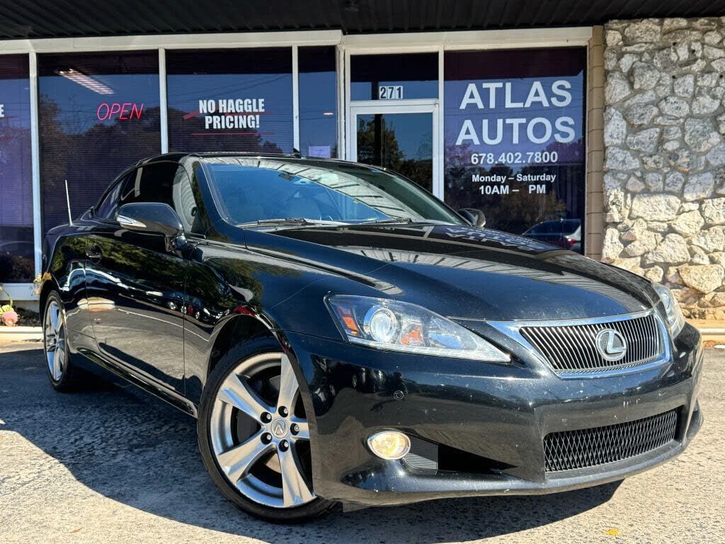 Lexus IS