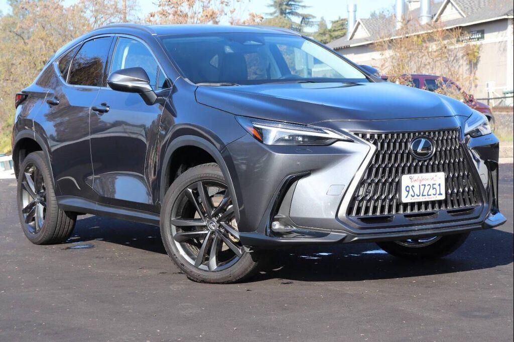 2023 LEXUS NX