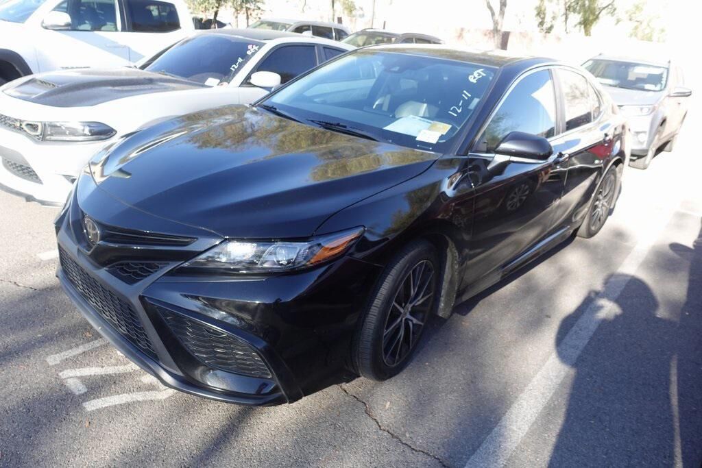 2023 TOYOTA Camry