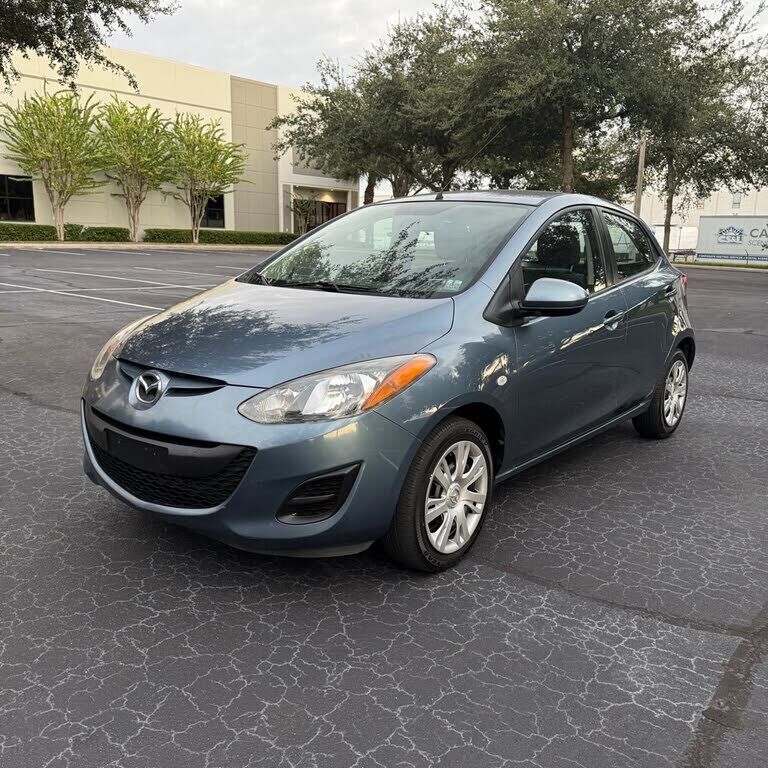 Mazda Mazda2