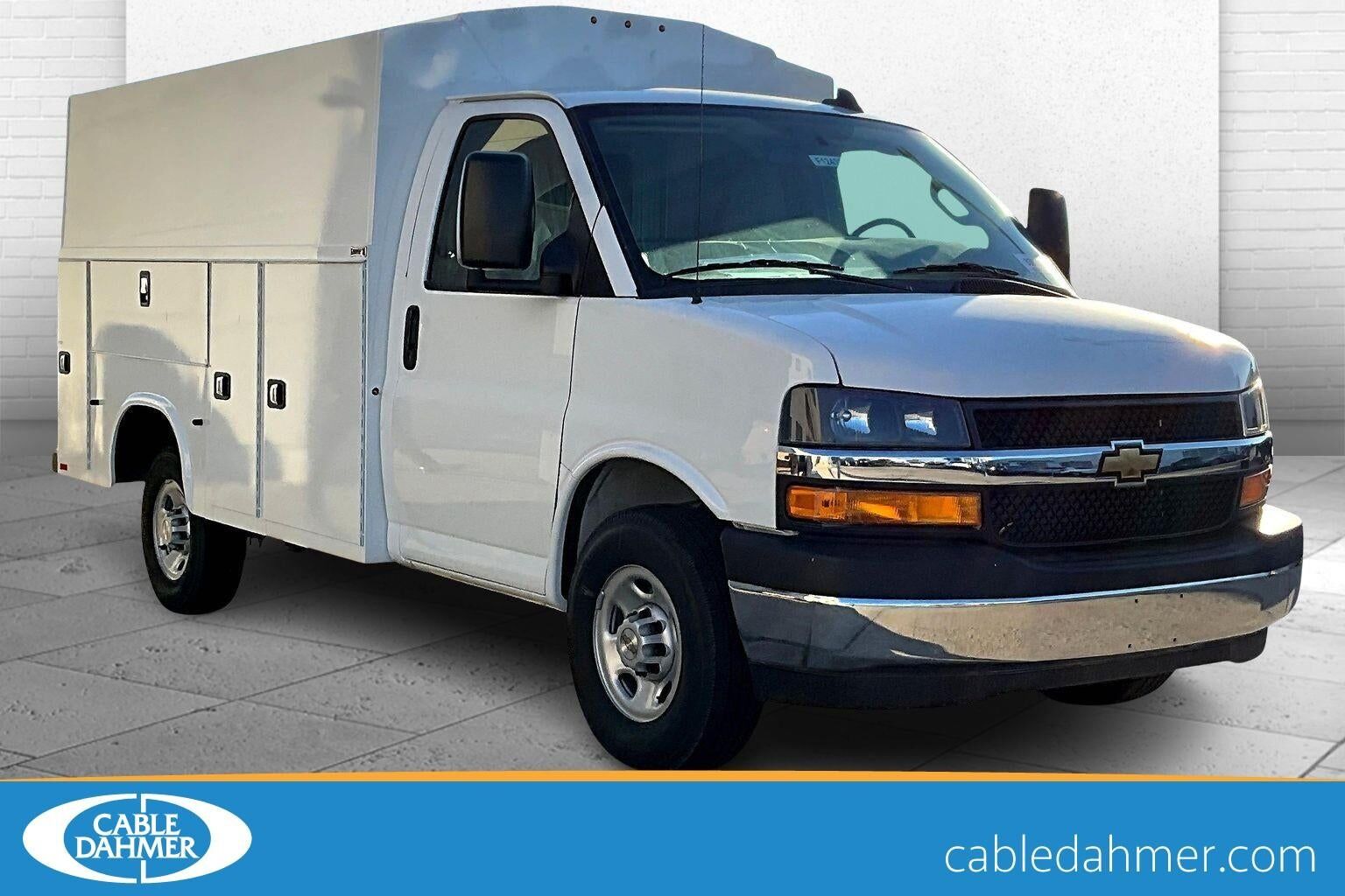 2025 CHEVROLET Express