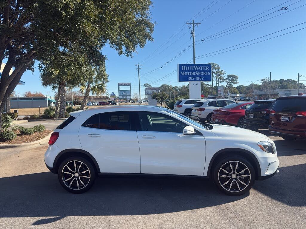 Mercedes-Benz GLA-Class