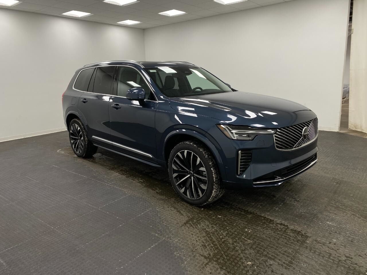 2026 VOLVO XC90
