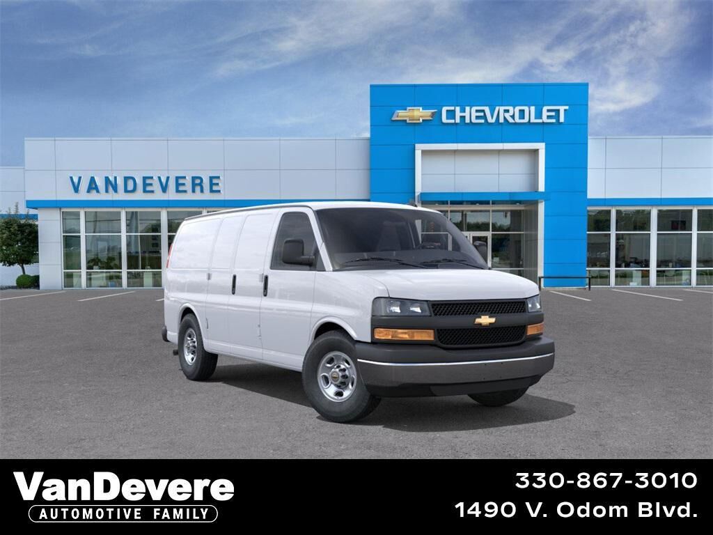 2025 CHEVROLET Express