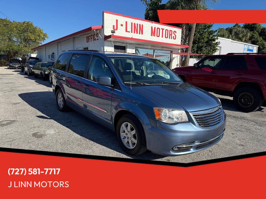 Chrysler Town and Country