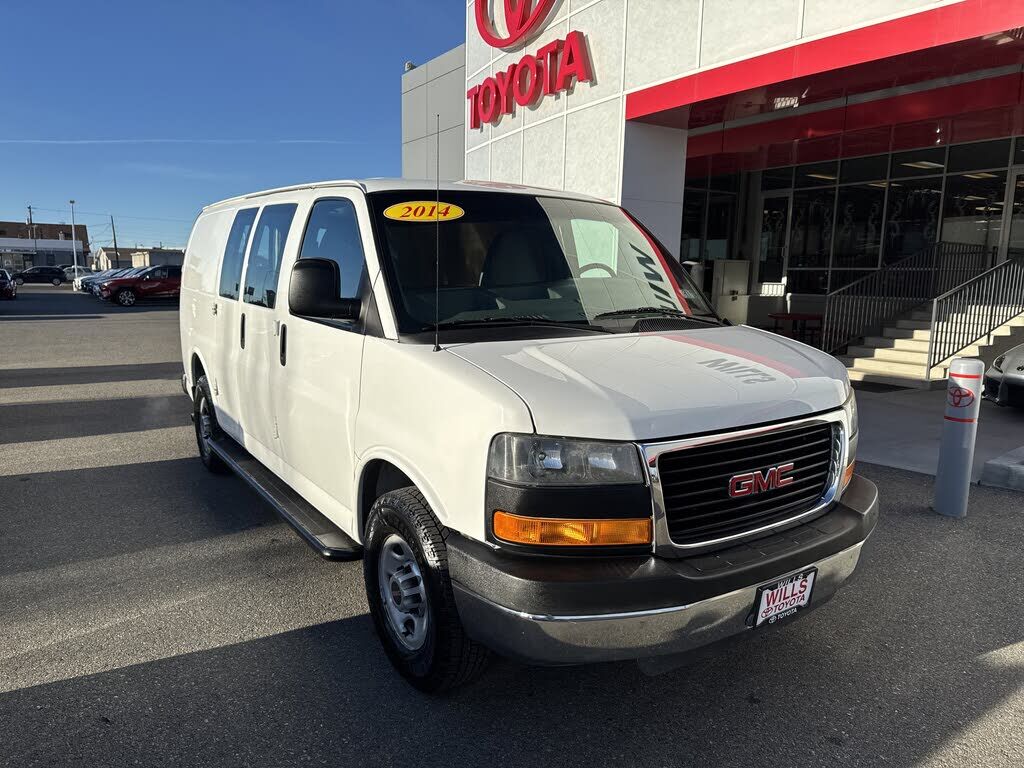GMC Savana