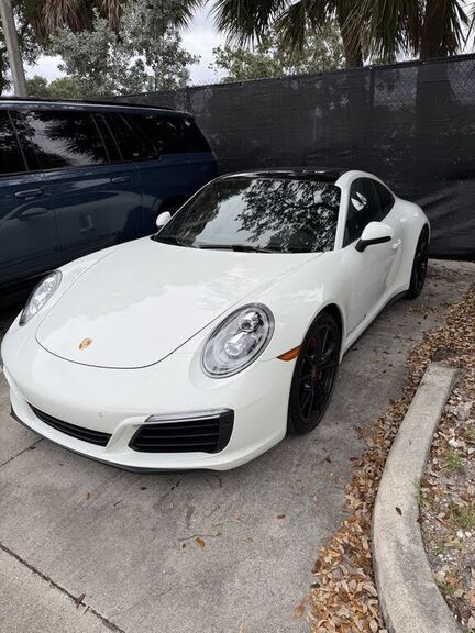 2019 PORSCHE 911