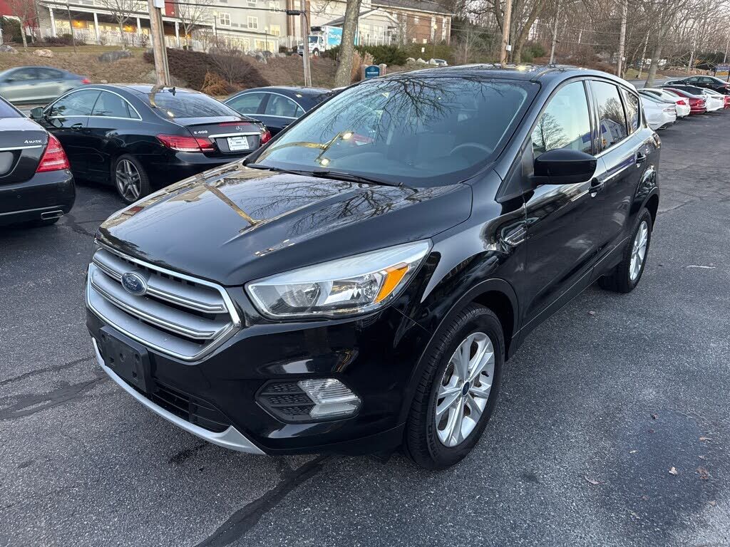 2017 FORD Escape