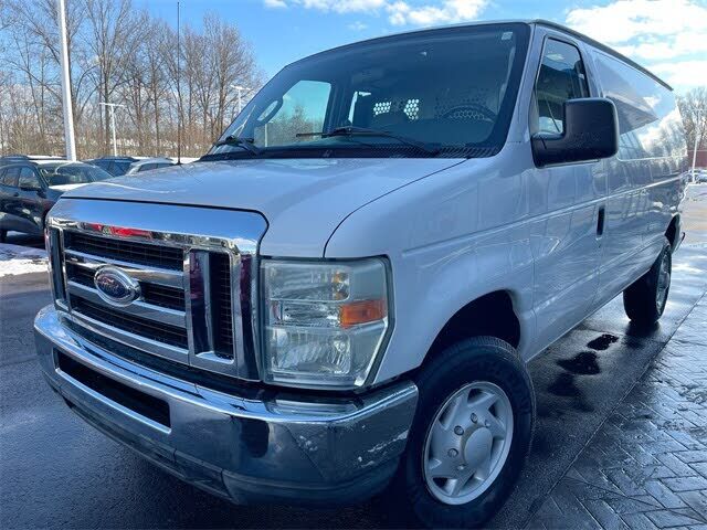 Ford E-250
