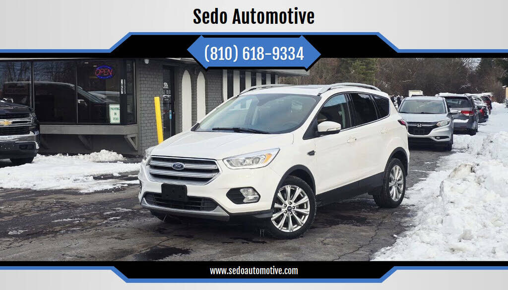 2017 FORD Escape