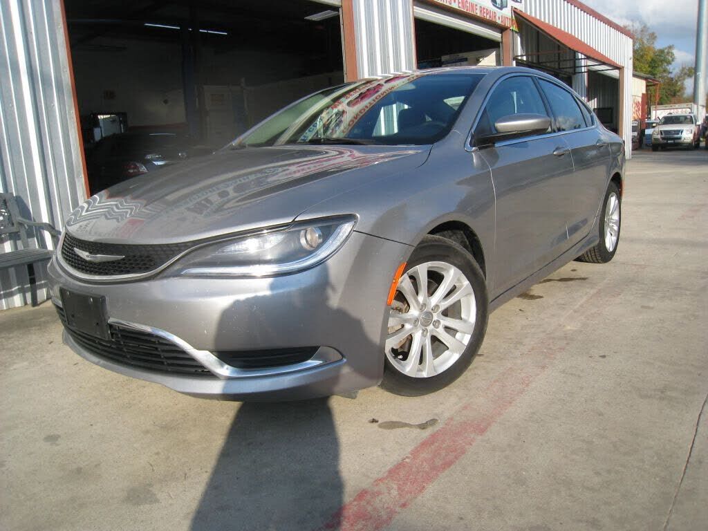 2015 CHRYSLER 200