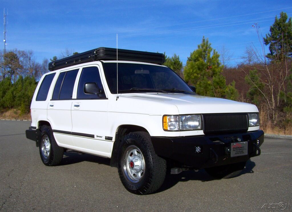 Isuzu Trooper