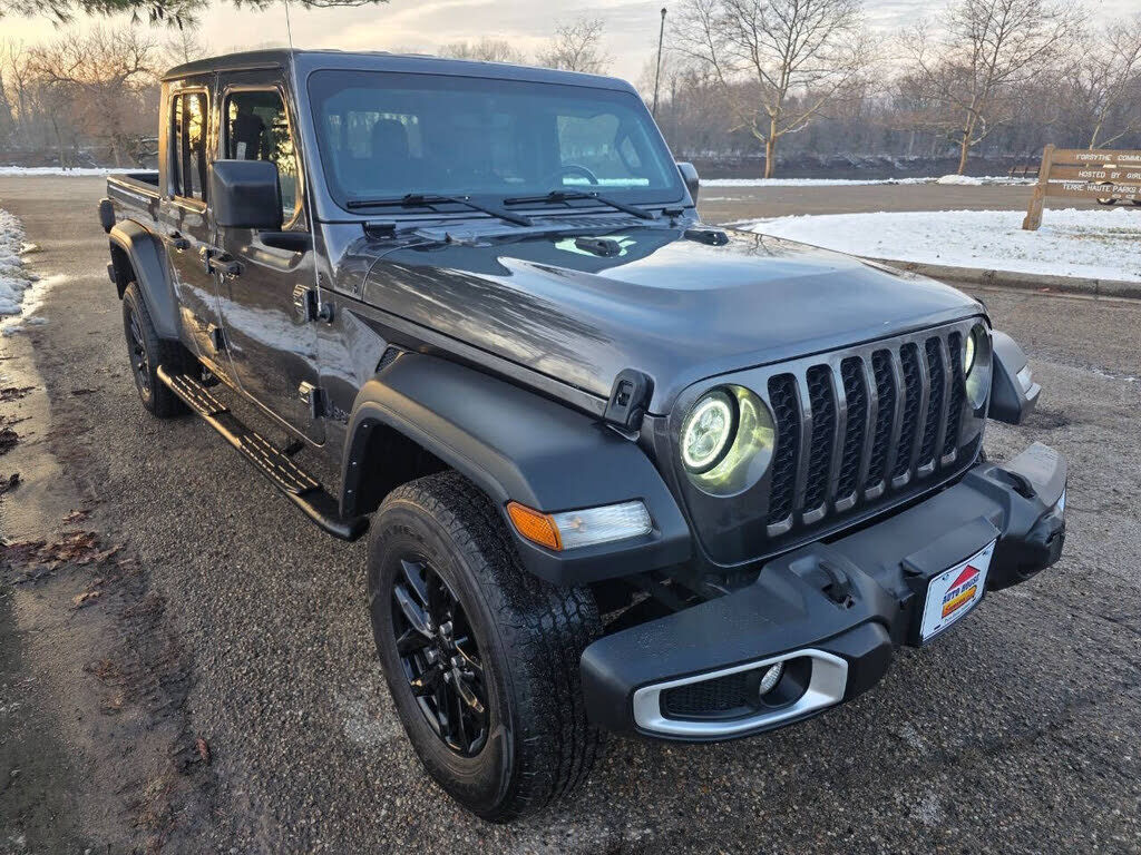 2021 JEEP Gladiator