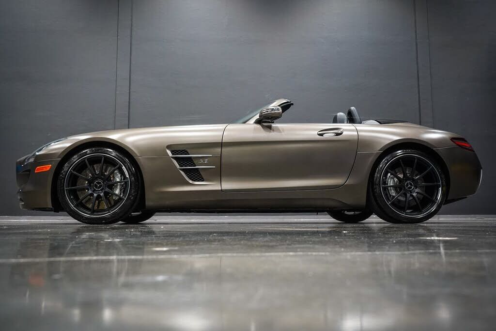 2012 MERCEDES-BENZ SLS-Class