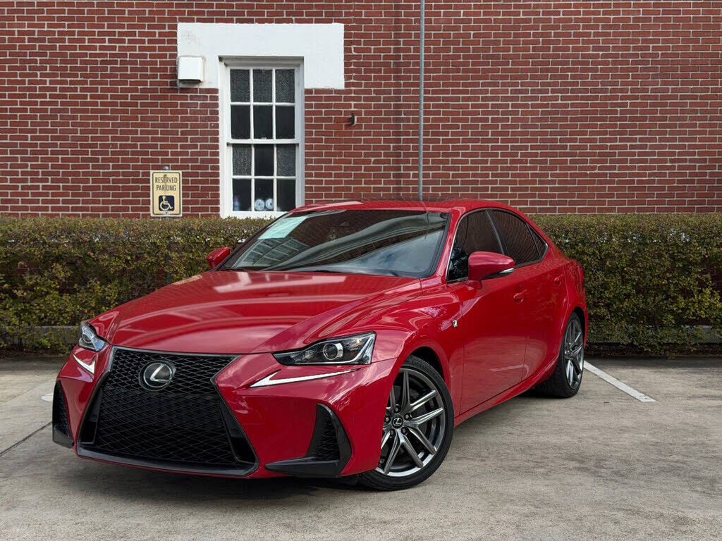 2018 LEXUS IS