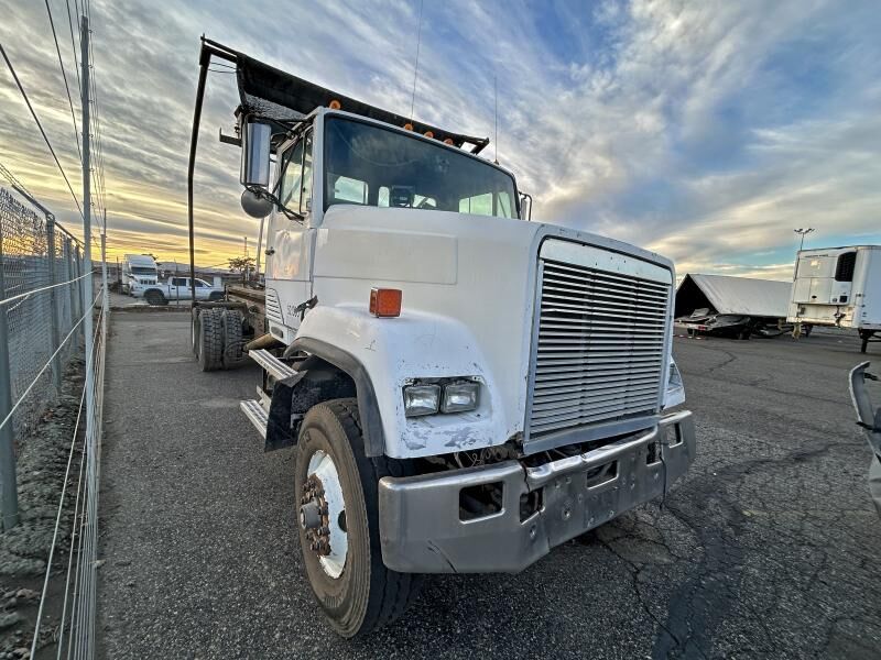 1989 FREIGHTLINER Med. Conv.