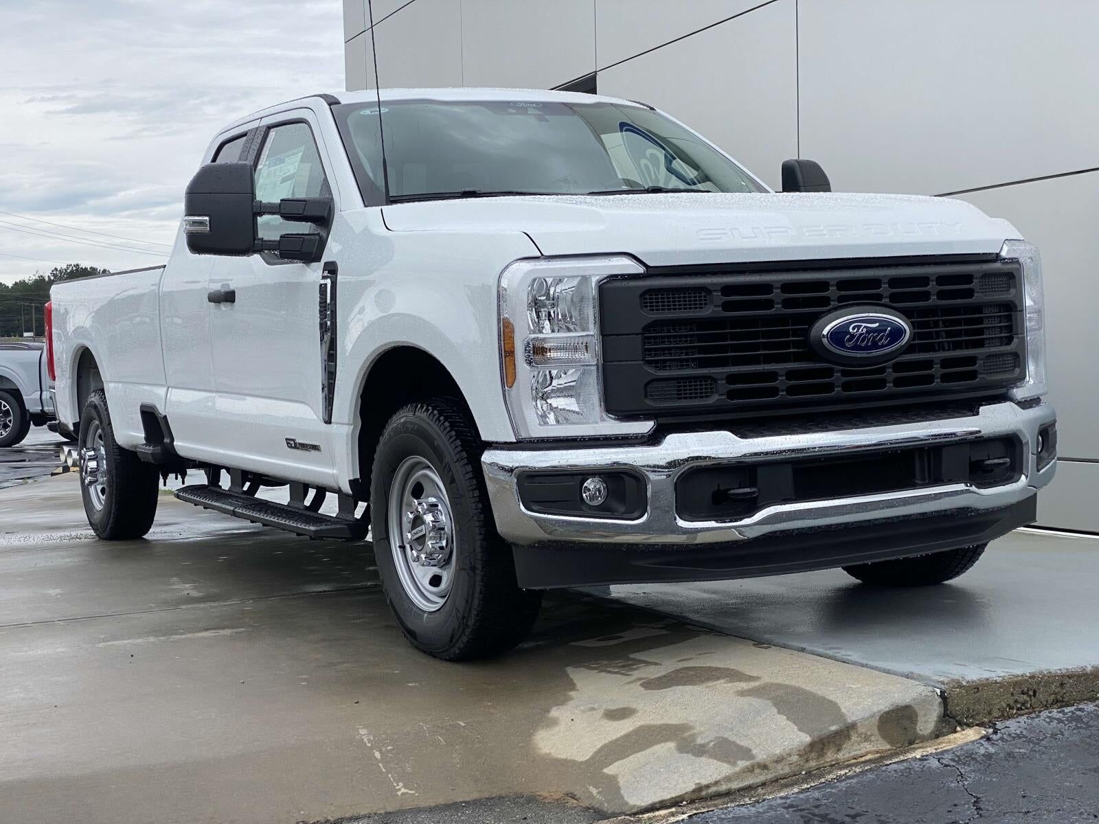 2025 FORD F-250