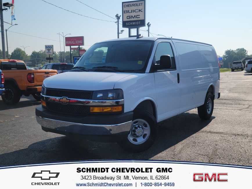2025 CHEVROLET Express