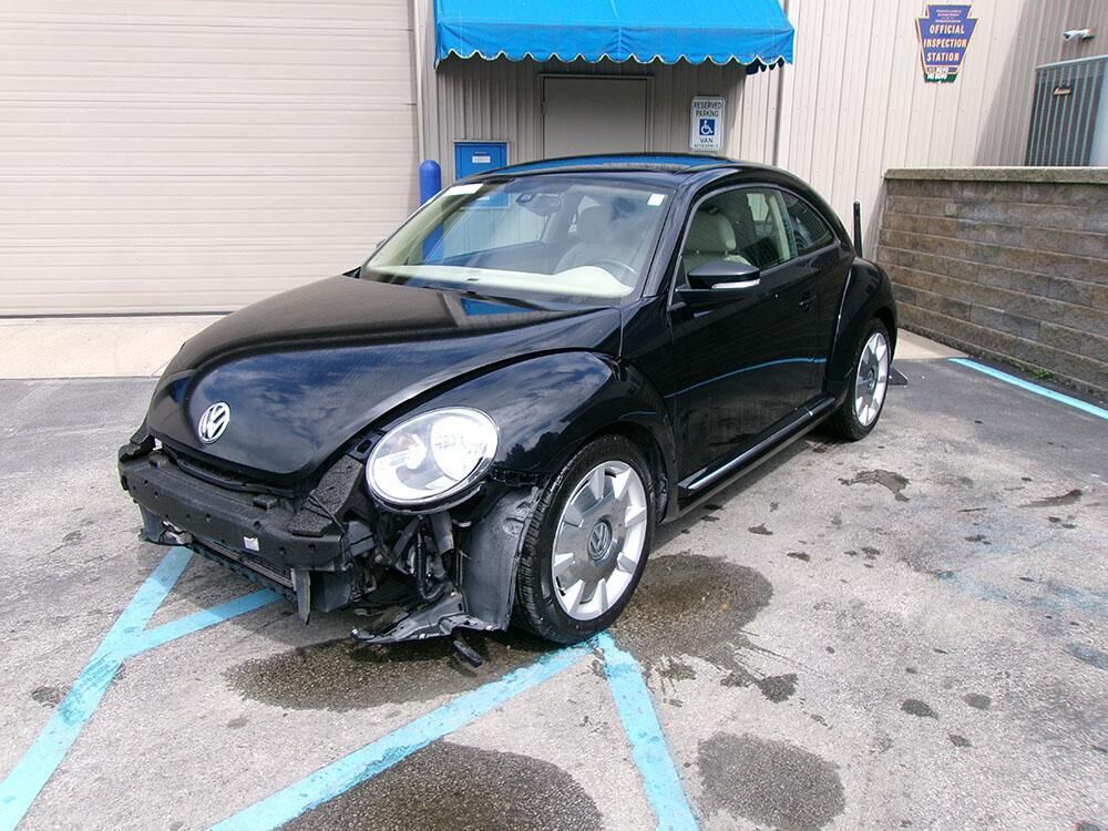 2016 VOLKSWAGEN Beetle
