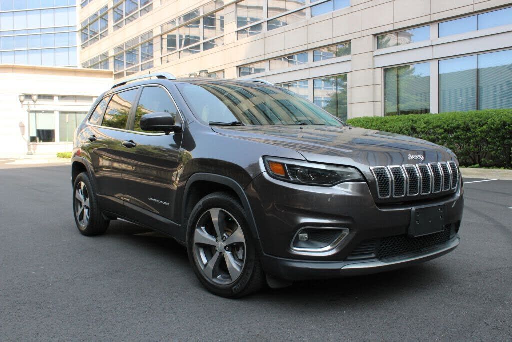 2020 JEEP Cherokee
